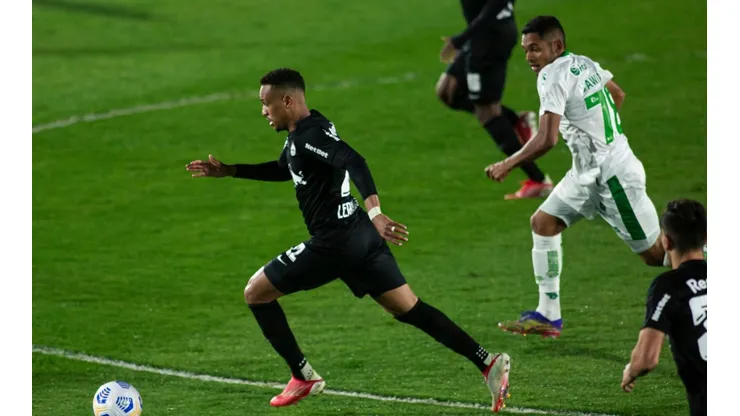 Foto: Diogo Reis/AGIF | No último encontro entre as duas equipes, o Brangantino perdeu por 2 x 1
