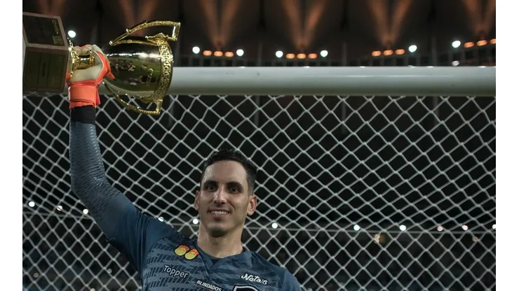 Foto: Fernando Soutello/AGIF | O Botafogo conquistou o título carioca 2018 graças a atuação de Gatito que defendeu dois pênaltis na oportunidade
