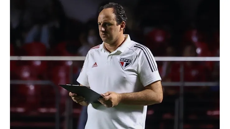 Foto: Marcello Zambrana/AGIF - Rogério Ceni, treinador do São Paulo