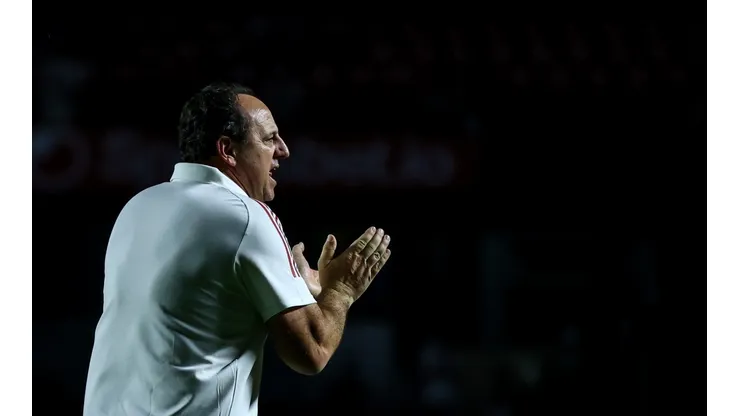 Rogério Ceni mantém discurso exigente por desempenho alto no São Paulo; time chegou aos 45 pontos na tabela