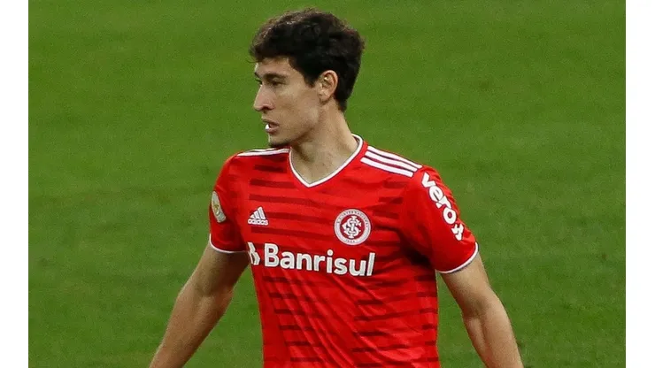Rodrigo Dourado está fora da partida deste domingo (28) (Foto: Getty Images)