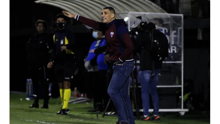 Foto: Guilherme Drovas/AGIF - Vojvoda tem um importante desfalque para duelo contra o Juventude