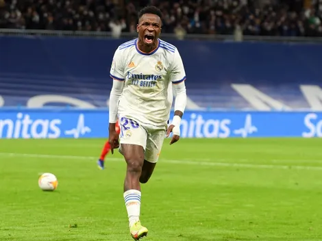 Vini Jr. é ovacionado pela torcida do Real Madrid em chegada ao treino; assista