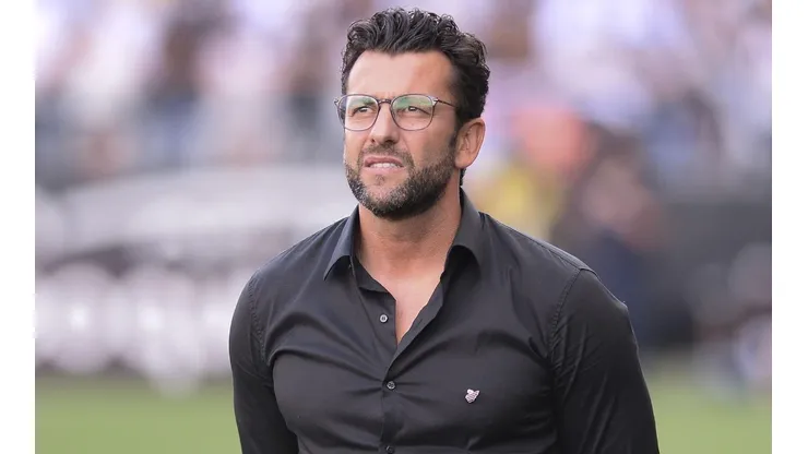 Foto: José Tramontin/athletico.com.br/Divulgação - Valentim: Athletico está com sinal de alerta ligado no Brasileirão