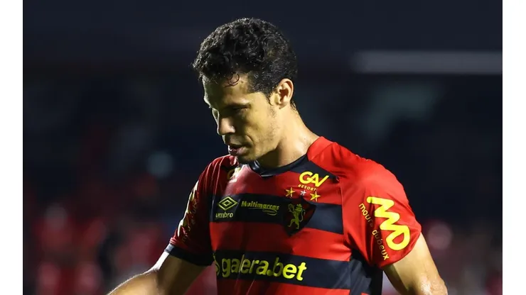 Foto: Marcello Zambrana/AGIF - Sport está praticamente rebaixado após a derrota para o São Paulo