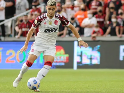 Andreas Pereira se manifesta após erro na final da Libertadores