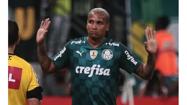Deyverson na última partida do Palmeiras, contra o Atlético-MG (Foto: Ettore Chiereguini/AGIF)