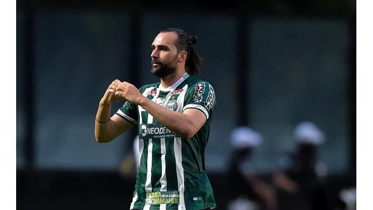 Foto: Thiago Ribeiro/AGIF - Léo Gamalho mira artilharia da Série B do Brasileirão