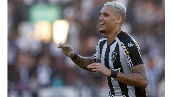 Foto: Vitor Silva/Botafogo/Divulgação - Rafael Navarro: recebeu nova proposta do Botafogo