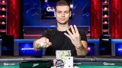 Michael Addamo é tetracampeão da WSOP (Foto: Hayley Hochstetler/PokerNews)