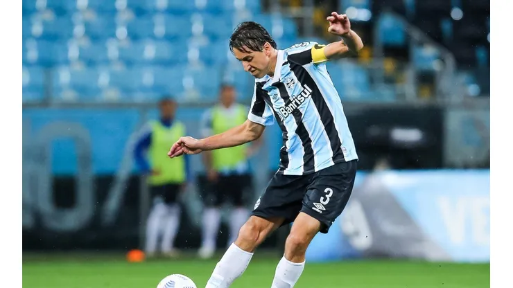 Geromel diz que equipe precisa fazer a sua parte (Foto: Pedro H. Tesch/AGIF)