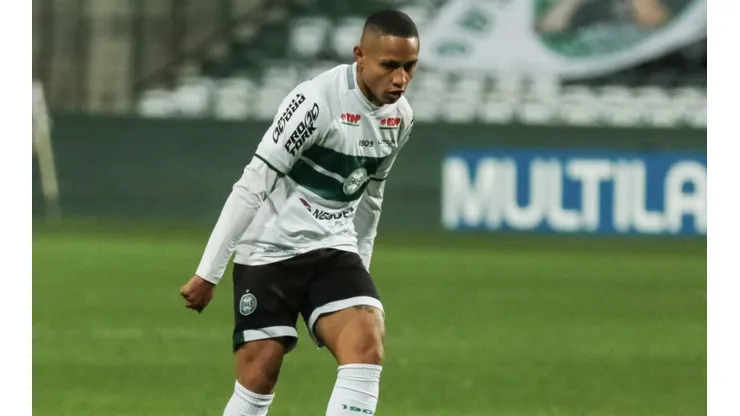 Foto: Robson Mafra/AGIF
