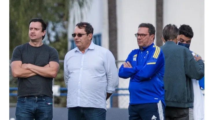 Foto: Gustavo Aleixo/Cruzeiro - Luxemburgo cobra promessas de Sérgio Rodrigues para ficar no Cruzeiro em 2022