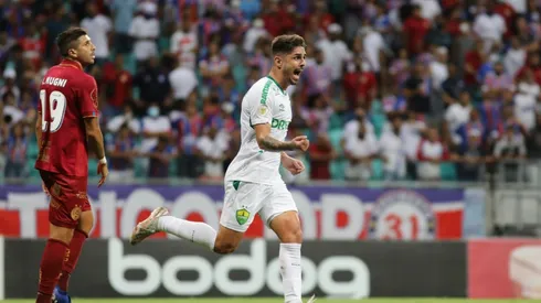 Rafael Gava comemorando gol que foi anulado pela arbitragem (Foto: AssCom Dourado)