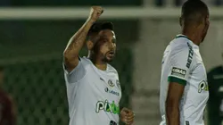 Foto: Diogo Reis/AGIF | Élvis marcou de falta o primeiro gol do Goiás