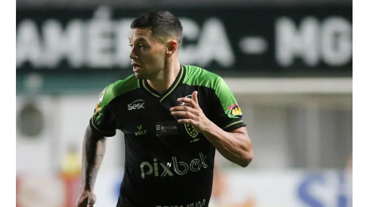 Fernando Moreno/AGIF - Zarate é um dos 13 pendurados no Coelho.