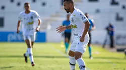 Diogo Reis/AGIF - Moisés em campo pela Ponte Preta.