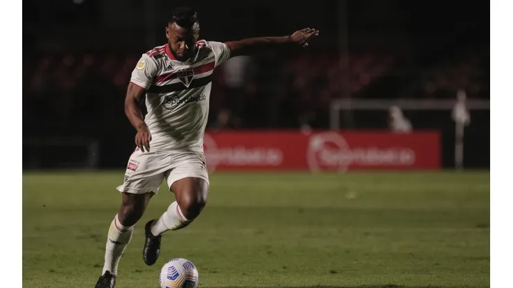 Ettore Chiereguini/AGIF - Luan, volante do São Paulo