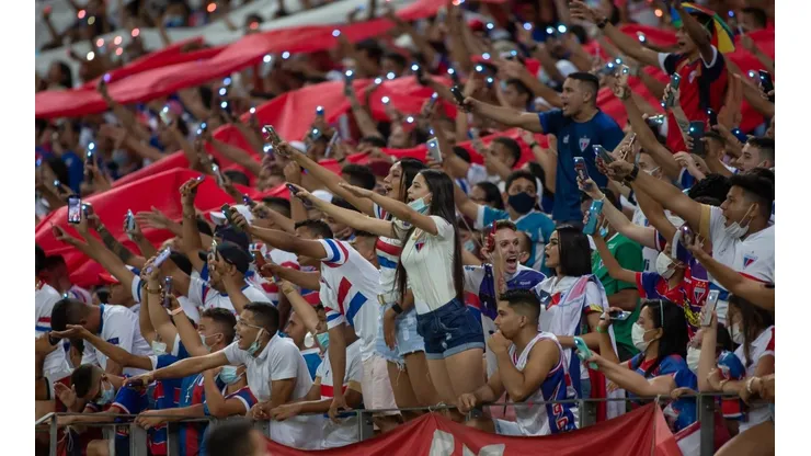 Foto: Pedro Chaves/AGIF - Torcida do Fortaleza durante partida contra Palmeiras