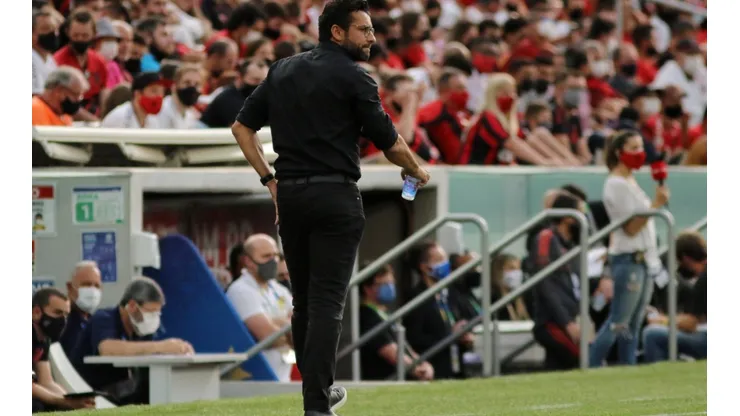 Joao Vitor Rezende Borba/AGIF - Alberto Valentim, técnico do Athletico-PR
