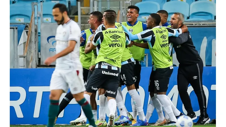 Foto: Pedro H. Tesch/AGIF - Grêmio teve seus dois últimos jogos em casa sem torcida
