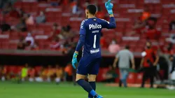 Em destaque no Athletico-PR, goleiro Santos vive expectativa de voltar à Seleção Brasileira