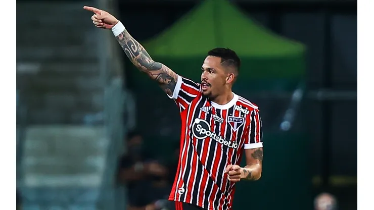 Luciano desfalcará o São Paulo por tempo indeterminado; Tricolor luta contra o rebaixamento para a Série B