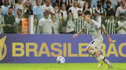 Foto: Fernanda Luz/AGIF | Rendimento do Santos como visitante é de apenas 24%