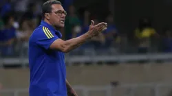 Luxemburgo já cobrou a diretoria do Cruzeiro publicamente (Foto: Fernando Moreno/AGIF)