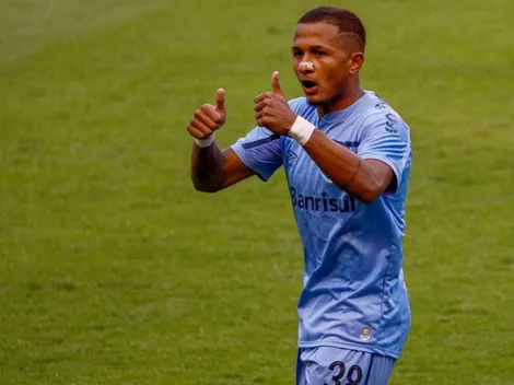 Léo Pereira relacionado, xodó da torcida fora e +: Mancini é questionado por relação do Grêmio no BR21