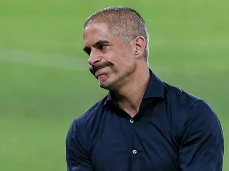 Sylvinho é reprovado nos bastidores e pode ser demitido do Corinthians