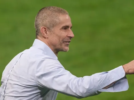 DEU O PAPO! Jornalista faz lobby e projeta titular de Sylvinho no Fla: “Tinha vaga, óbvio”