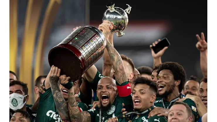 Palmeiras foi campeão em cima do Santos na edição de 2020 da Libertadores (Foto: Jorge Rodrigues/AGIF)