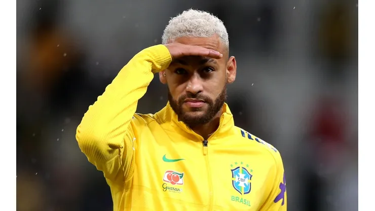 Alexandre Schneider/Getty Images - Neymar em jogo a seleção brasileira.