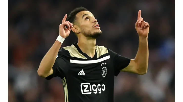 Foto: Dean Mouhtaropoulos/Getty Images | Mazraoui foi formado na base do Ajax