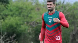 Diego Sacoman tem contrato com a Portuguesa até o dia 30 de dezembro (Foto: Dorival Rosa/Portuguesa)