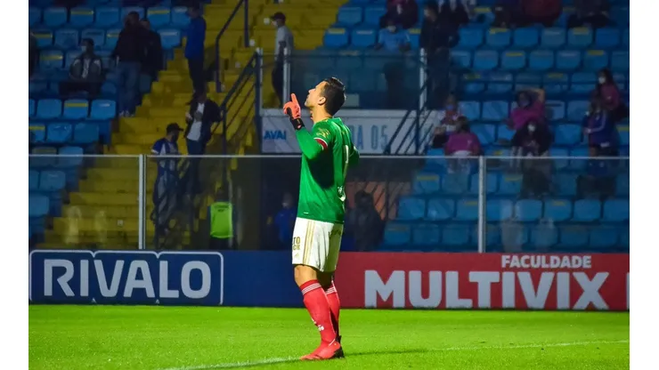 Foto: R.Pierre/AGIF - Fábio vai ficar em 2022 e deve bater os mils jogos pelo Cruzeiro