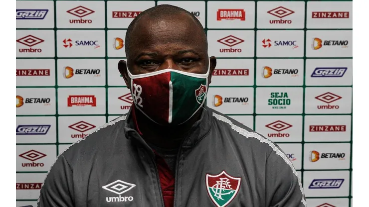 Marcão lamenta a dificuldade da equipe em manter a constância em temporada cansativa (FOTO: LUCAS MERÇON / FLUMINENSE F.C)