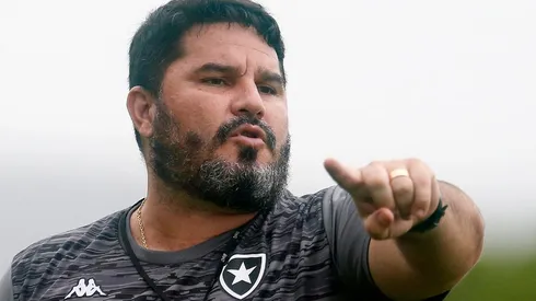 Foto: Vítor Silva/Botafogo - Barroca em ação pelo Bota, em sua segunda passagem, em 2020