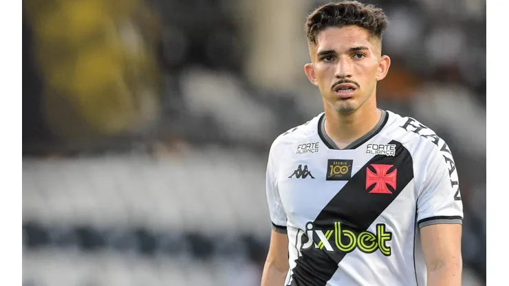 Foto: Thiago Ribeiro/AGIF - Andrey: baixa para o duelo com o Remo