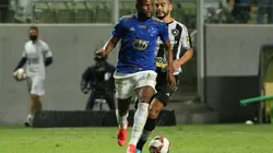 Foto: Fernando Moreno/AGIF - Ao lado de Adriano e Giovanni, Ventura vem formando um trio de meio-campo bem consistente no Cruzeiro
