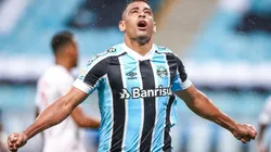 Foto: FOTO: LUCAS UEBEL/GREMIO FBPA - Diego Souza comemora seu gol contra o Red Bull Bragantino