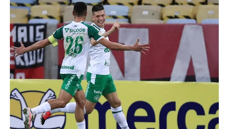 Buda Mendes/Getty Images - Jogadores da Chapecoense festejando gol.