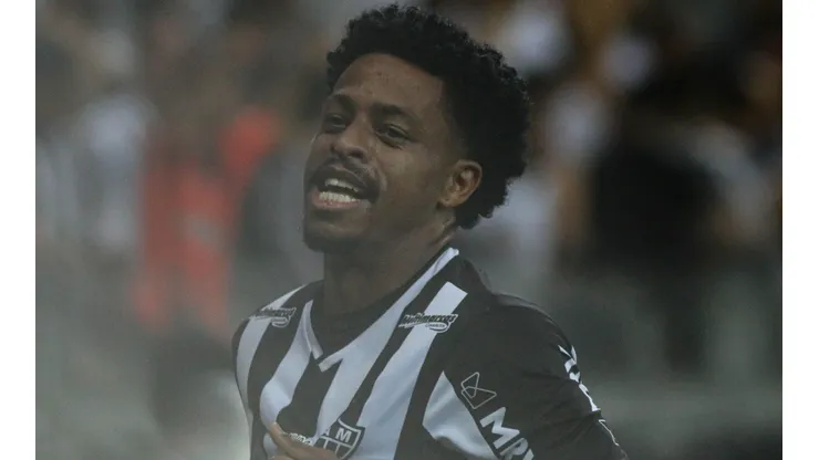 Foto: Fernando Moreno/AGIF - Keno foi um dos melhores em campo