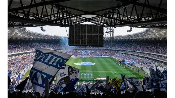 Pedro Vilela/Getty Images - No Mineirão, grandes jogadores do Cruzeiro fizeram história e marcaram muitos gols
