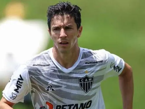 Sem Nacho, Atlético desembarca em Curitiba com time pronto contra Athletico-PR; veja escalação