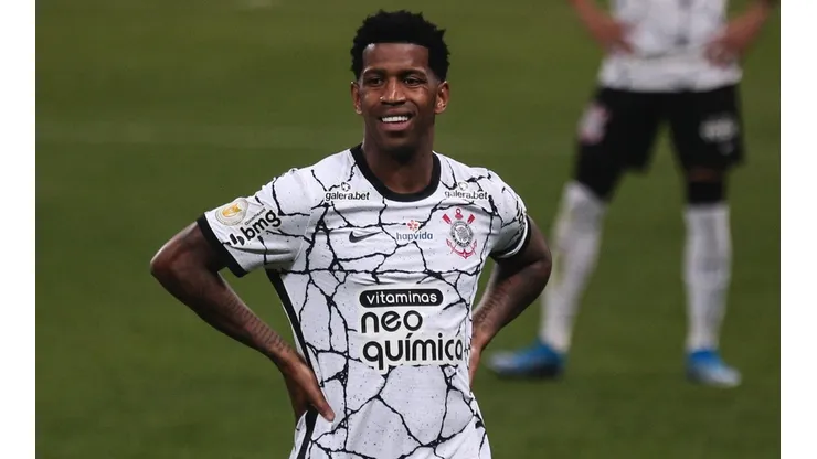 Foto: Ettore Chiereguini/AGIF - Gil chega à marca histórica no Corinthians