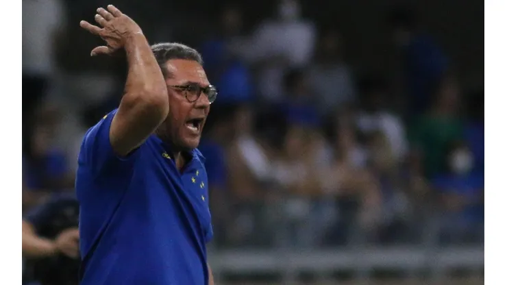 Foto: Fernando Moreno/AGIF - Luxa: na bronca com postura do Cruzeiro em Salvador