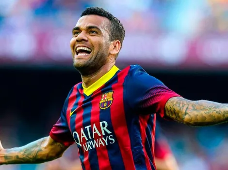 "Esse é o melhor clube do mundo", diz Dani Alves sobre Barcelona