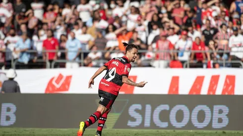 Michael foi o destaque na partida contra o São Paulo, onde completou 100 jogos com a camisa do Flamengo (Foto: Alexandre Vidal / Flamengo)